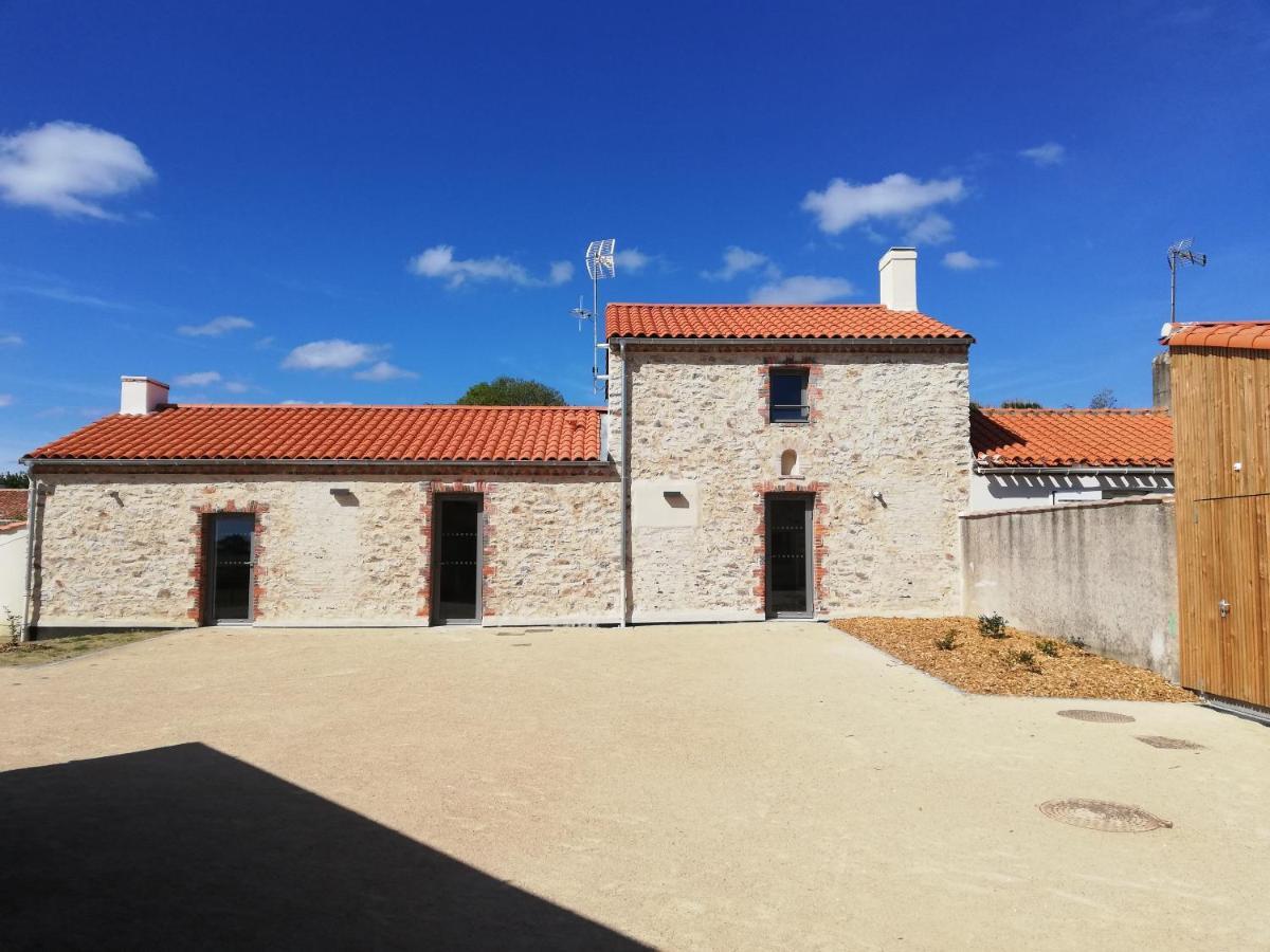 Vairé La Borderie - Maison Des Randonnees - Gite Etape - Gite De Groupe מראה חיצוני תמונה