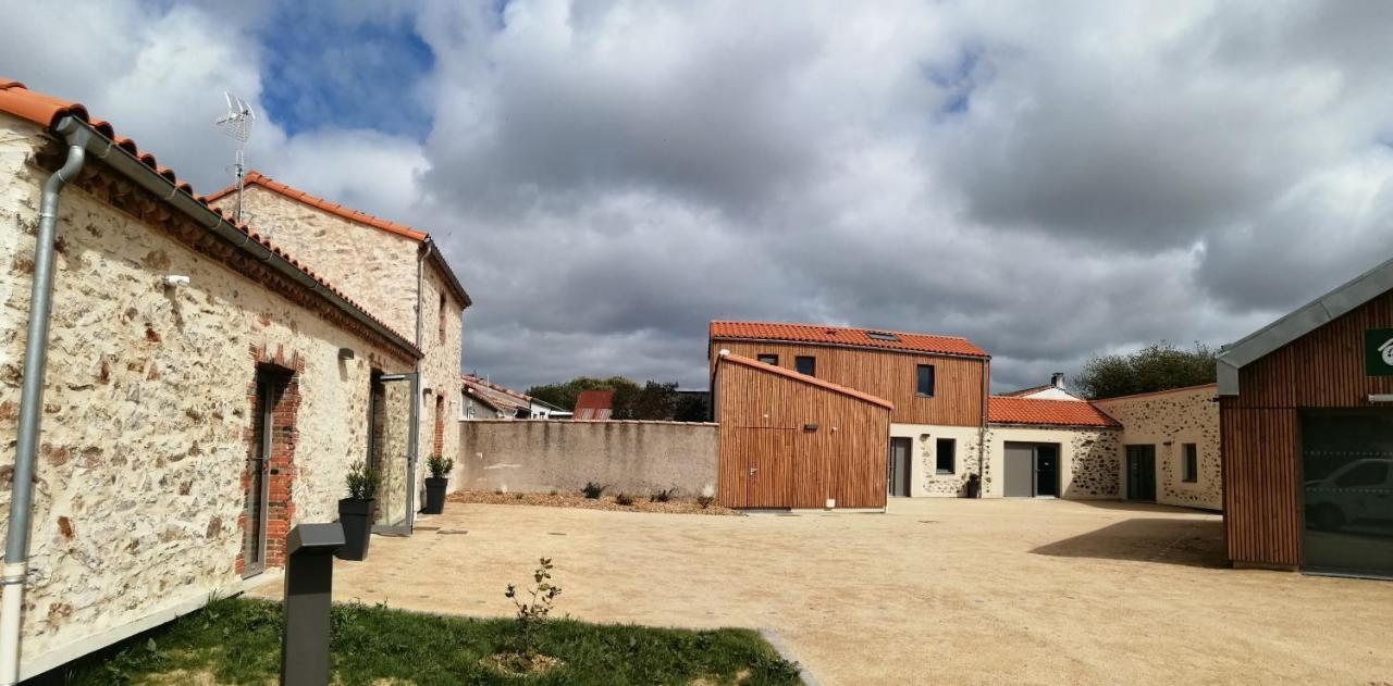 Vairé La Borderie - Maison Des Randonnees - Gite Etape - Gite De Groupe מראה חיצוני תמונה